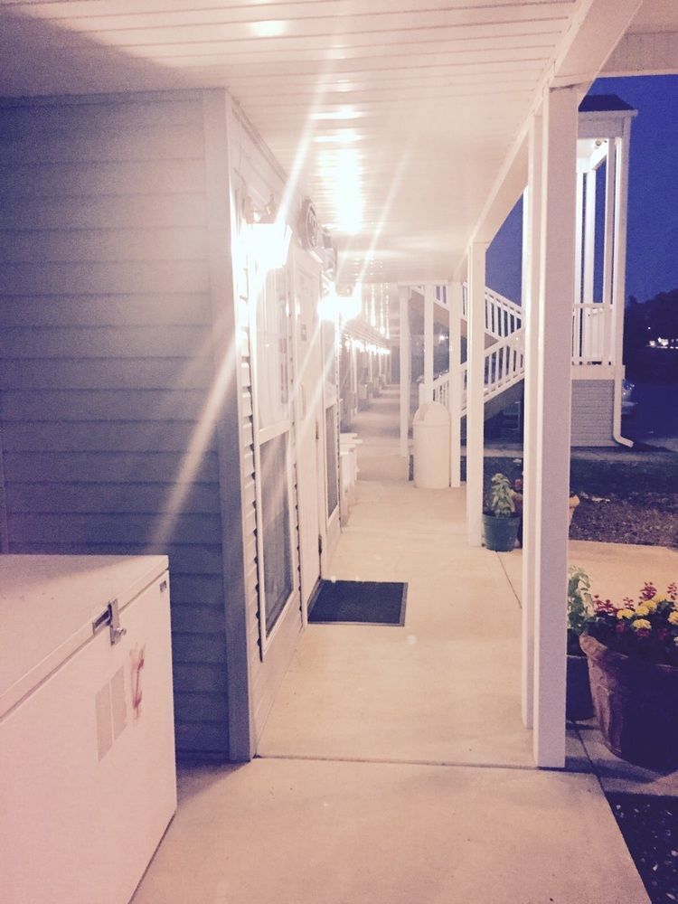 Fredericktown Madison Inn Lodge מראה חיצוני תמונה